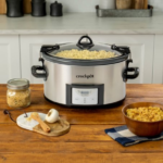 Crockpot™ 7-Qt Easy-to-Clean Cook & Carry™ Slow Cooker, Programmable Slow Cooker