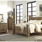 Trinell Poster Bed