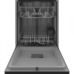 GE - Front Control Dishwasher with 60dBA - Black