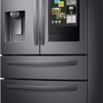 Samsung - Family Hub 27.7 Cu. Ft. 4-Door French Door Fingerprint Resistant Refrigerator - Black stainless steel