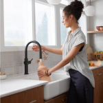 KOHLER  Matte Black Single Handle Pull-down Touchless Kitchen Faucet with Sprayer Function  Item #5218877  Model #K-22974-WB-BL
