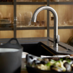 KOHLER  Sensate Vibrant Stainless Single Handle Pull-down Touchless Kitchen Faucet with Sprayer Function