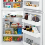 Frigidaire - 18.3 Cu. Ft. Top-Freezer Refrigerator - White