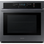 Samsung  30-in Self-Cleaning Single Electric Wall Oven (Fingerprint Resistant Black Stainless Steel)