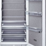 Thermador - Freedom Collection 20.6 Cu. Ft. Column Built-In Smart Refrigerator - Custom Panel Ready