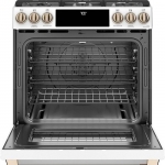 Café - 5.6 Cu. Ft. Slide-In Gas Convection Range - Matte White