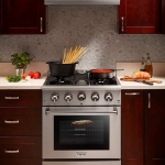 Thor Kitchen - Professional 4.2 Cu. Ft. Freestanding Dual Fuel Liquid Propane Range - Stainless steel